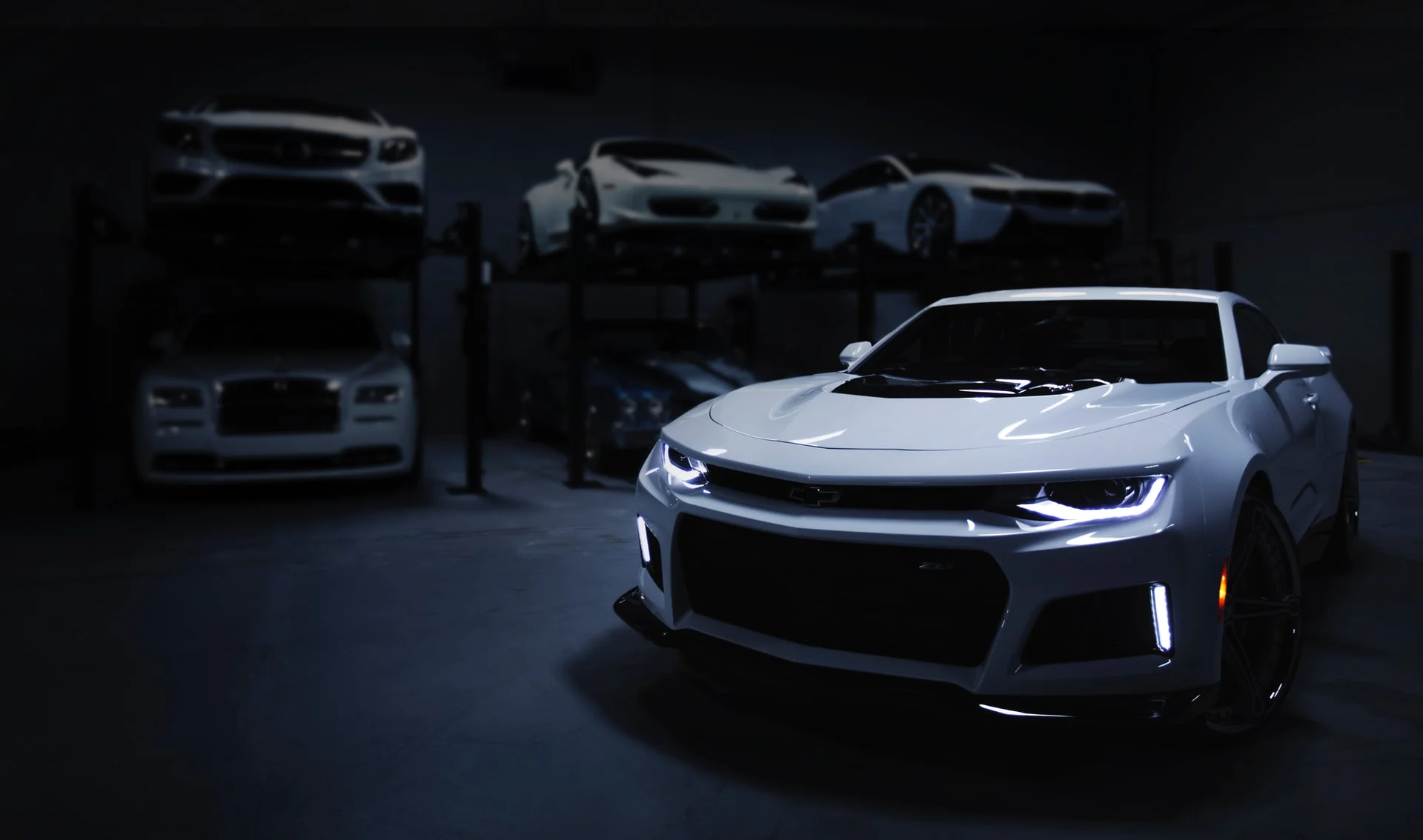 Luxury Car Rental Downtown Dubai
